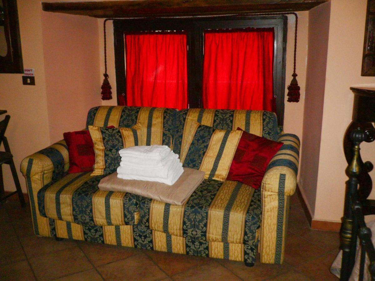 Les Jeux Sont Faits Appartement Napels Buitenkant foto