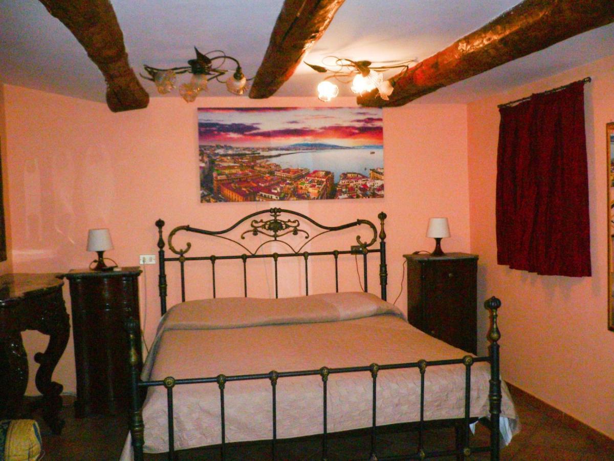 Les Jeux Sont Faits Appartement Napels Buitenkant foto