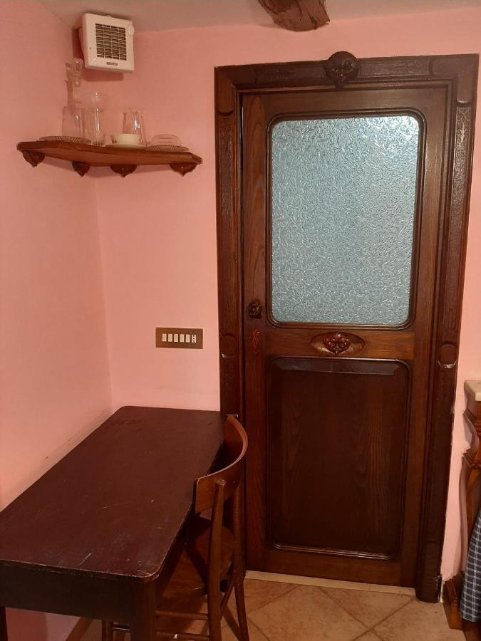 Les Jeux Sont Faits Appartement Napels Buitenkant foto
