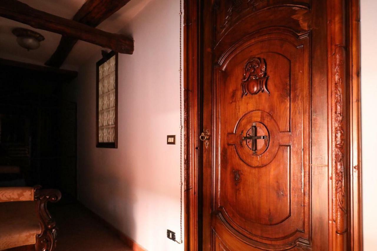 Les Jeux Sont Faits Appartement Napels Buitenkant foto